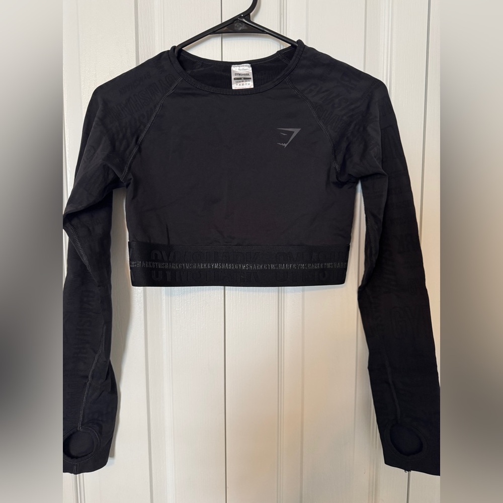 GYMSHARK Long Sleeve Crop Top